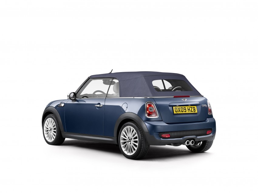 F57 MINI Convertible revealed ahead of Tokyo show 396401