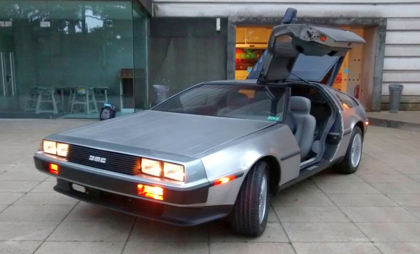 QUB DeLorean DMC-12: <em>Back to the Future</em>, electrically 395857