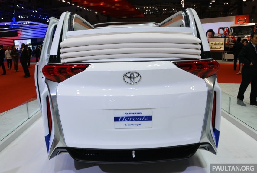 Tokyo 2015: Toyota Auto Body Alphard Hercule debuts 399738