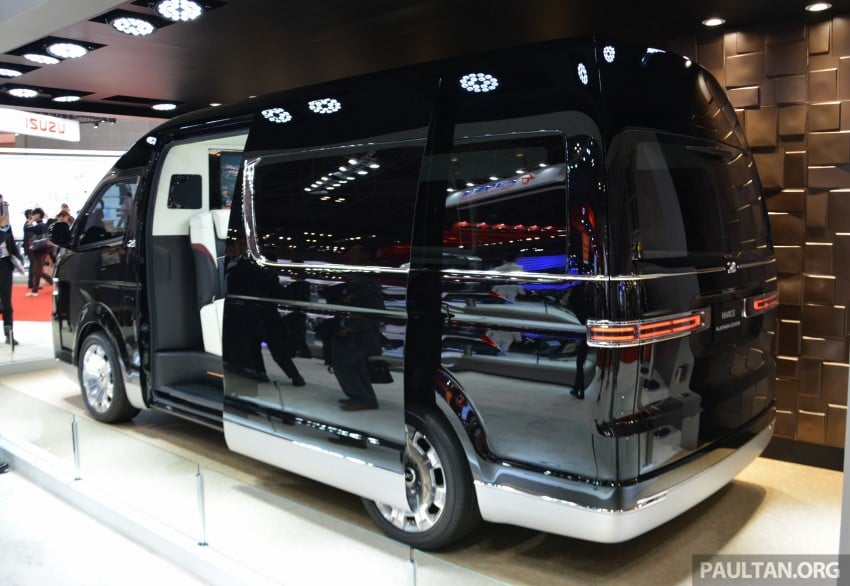 Tokyo 2015: Toyota HiAce Platinum Lounge revealed 399876