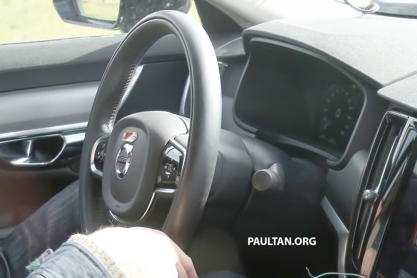 SPYSHOTS: Volvo S90 interior caught undisguised! 393085