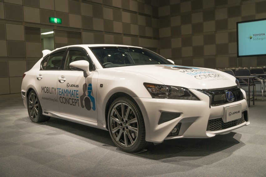 VIDEO: We experience Toyota’s Highway Teammate autonomous driving tech in a modified Lexus GS 405336