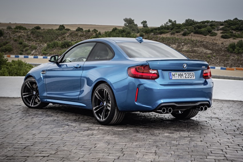 BMW M2 Coupe officially unveiled – 370 hp, 465 Nm 392171