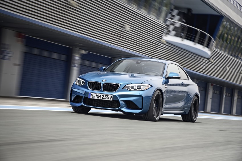 BMW M2 Coupe officially unveiled – 370 hp, 465 Nm 392172