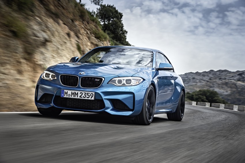 BMW M2 Coupe officially unveiled – 370 hp, 465 Nm 392175