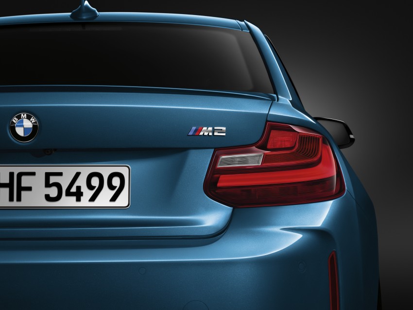 BMW M2 Coupe officially unveiled – 370 hp, 465 Nm 392177