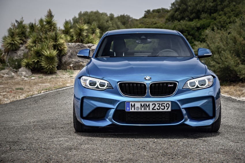 BMW M2 Coupe officially unveiled – 370 hp, 465 Nm 392180