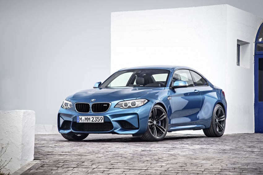 BMW M2 Coupe officially unveiled – 370 hp, 465 Nm 392181