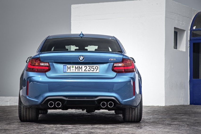 BMW M2 Coupe officially unveiled – 370 hp, 465 Nm 392184