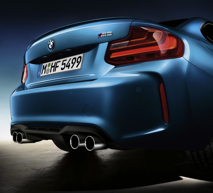 BMW M2 Coupe officially unveiled – 370 hp, 465 Nm 392192