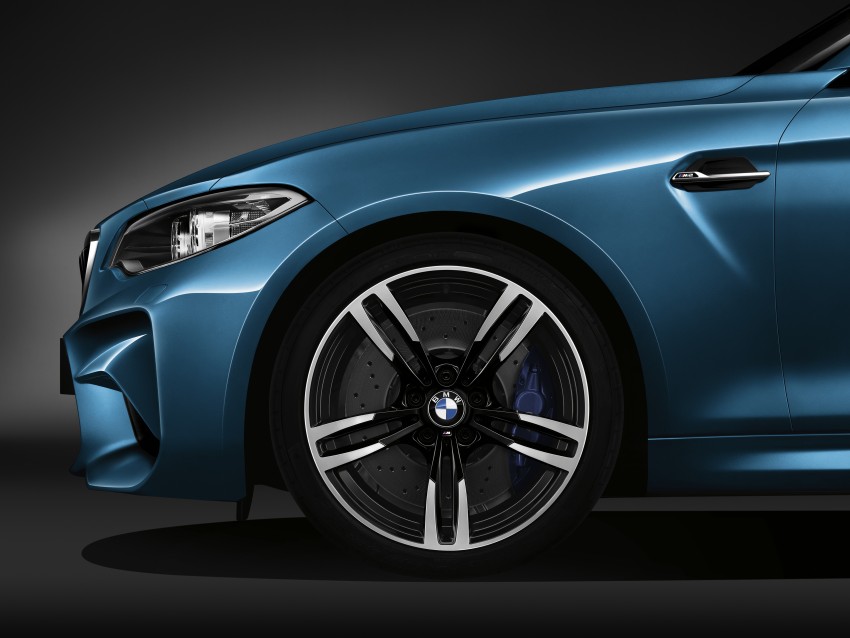 BMW M2 Coupe officially unveiled – 370 hp, 465 Nm 392196
