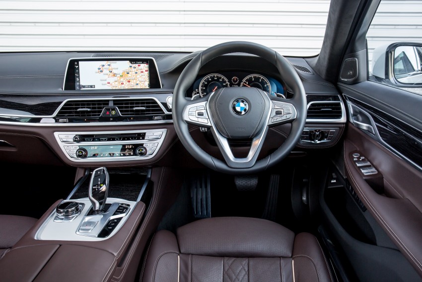 GALLERY: G11 BMW 7 Series in right hand drive form 391708