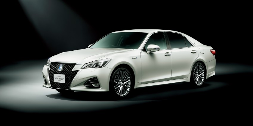 Toyota Crown facelift gets new 2.0 litre turbo engine 386404