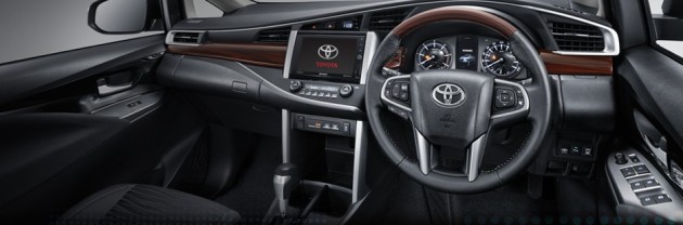 2016 Toyota Innova 7