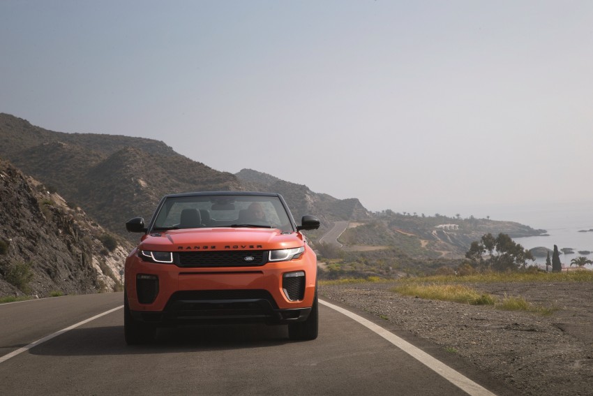 Range Rover Evoque Convertible officially revealed 404731