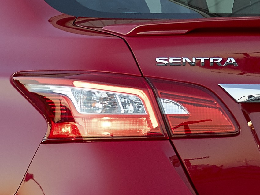 LA 2015: 2016 Nissan Sentra – Sylphy V-motion facelift 409628