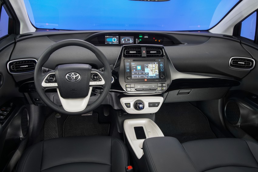 MEGA GALLERY: 2016 Toyota Prius debuts in the US 410194