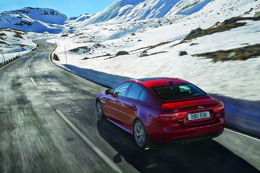 Jaguar XE updated, gets next-gen infotainment system, Apple Watch connectivity and all-wheel drive 409083