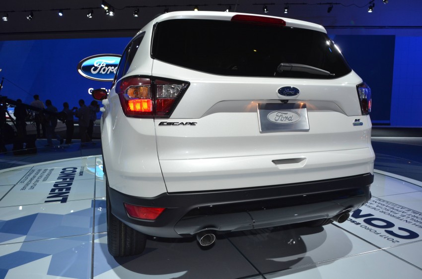 2017 Ford Kuga facelift unveiled ahead of LA debut 410997