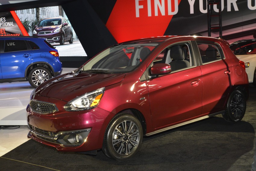 LA 2015: 2017 Mitsubishi Mirage – facelift with a grille 411093