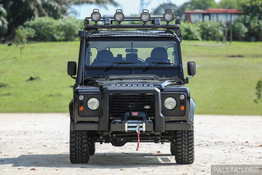 GALLERY: Land Rover Defender Limited Edition in Malaysia – 13-piece accessories package, RM65,388 409844