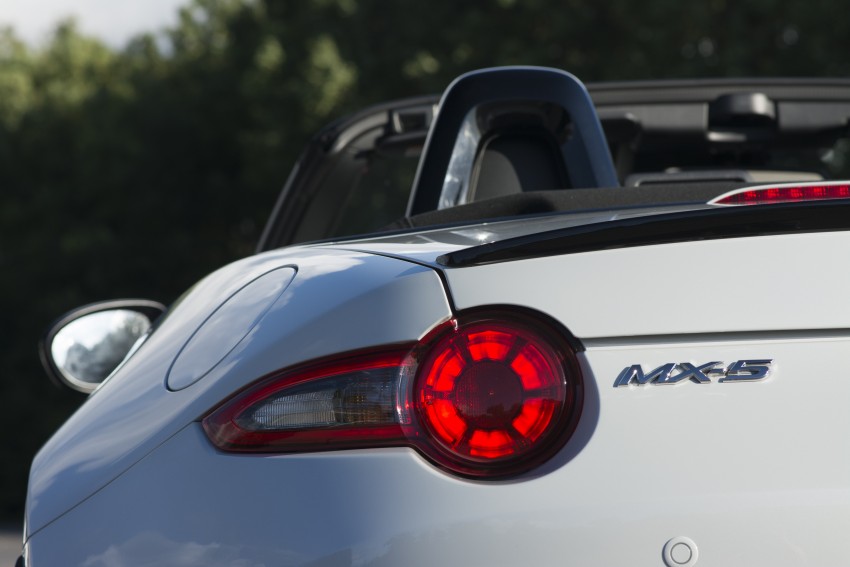 Mazda MX-5 Sport Recaro Limited Edition gets extra kit 406610