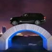 VIDEO: Range Rover crosses a paper bridge in China