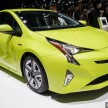 Tokyo 2015: Toyota Prius E-Four in Thermo-Tec Green