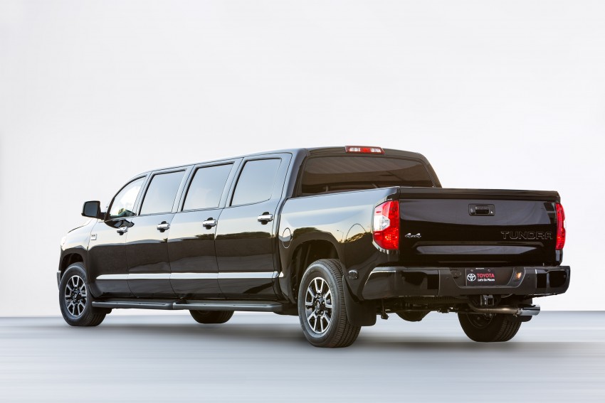 Toyota Tundrasine, an eight-door limo truck for SEMA 402933