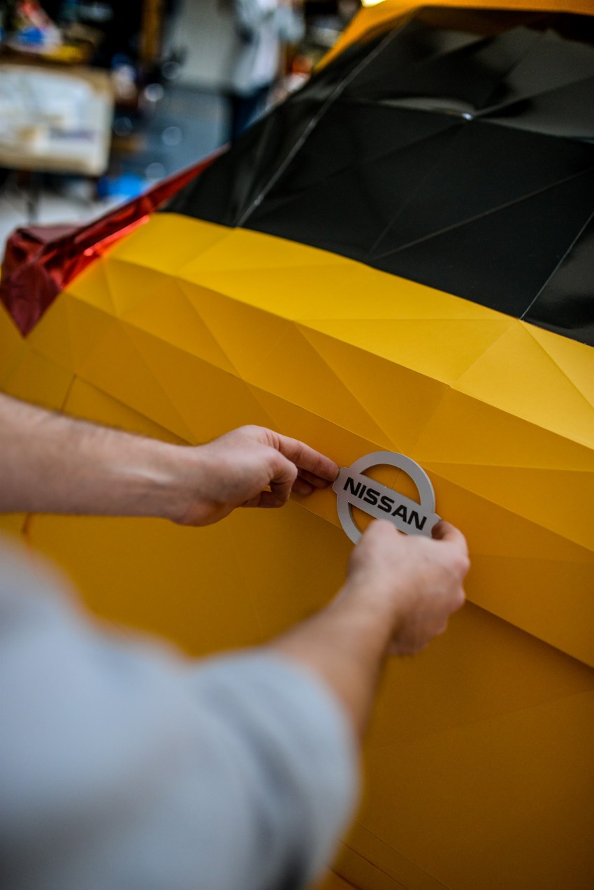 Nissan Juke turns five, celebrates with origami replica 403619