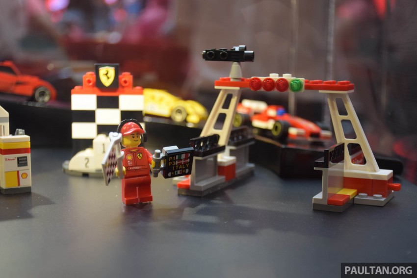 Shell V-Power Lego Collection launched in Malaysia 403418