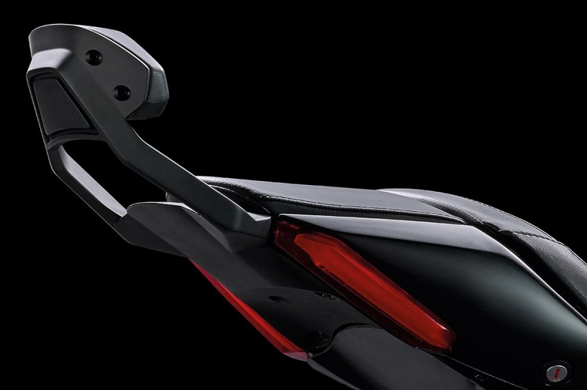 2016 Ducati XDiavel cruiser brings out the devil in you 420612