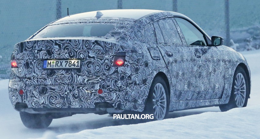 SPYSHOTS: 2017 BMW 5 Series GT spotted in the cold 421123