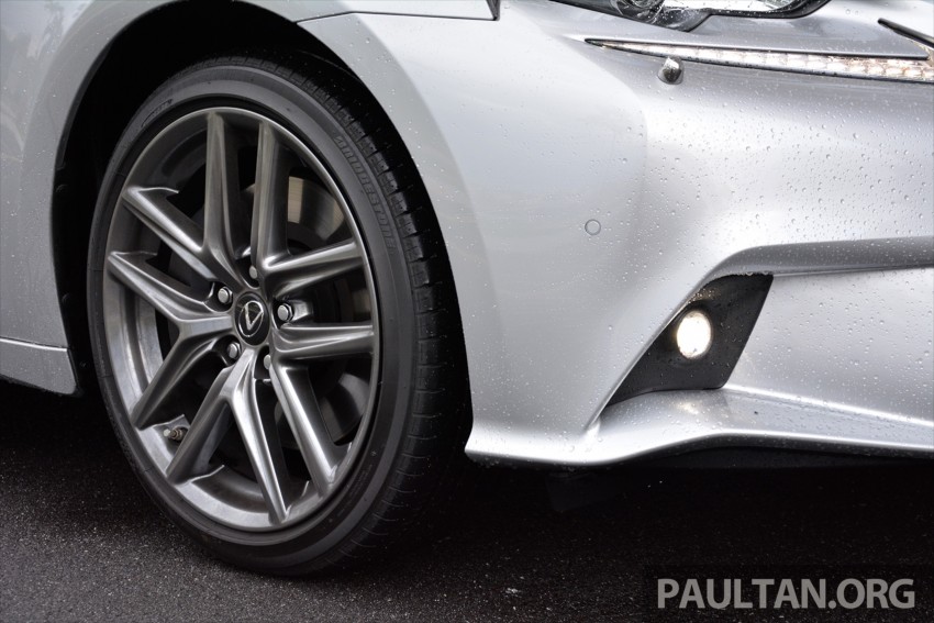 DRIVEN: Lexus IS 200t Turbo – downsized, at a price 421457