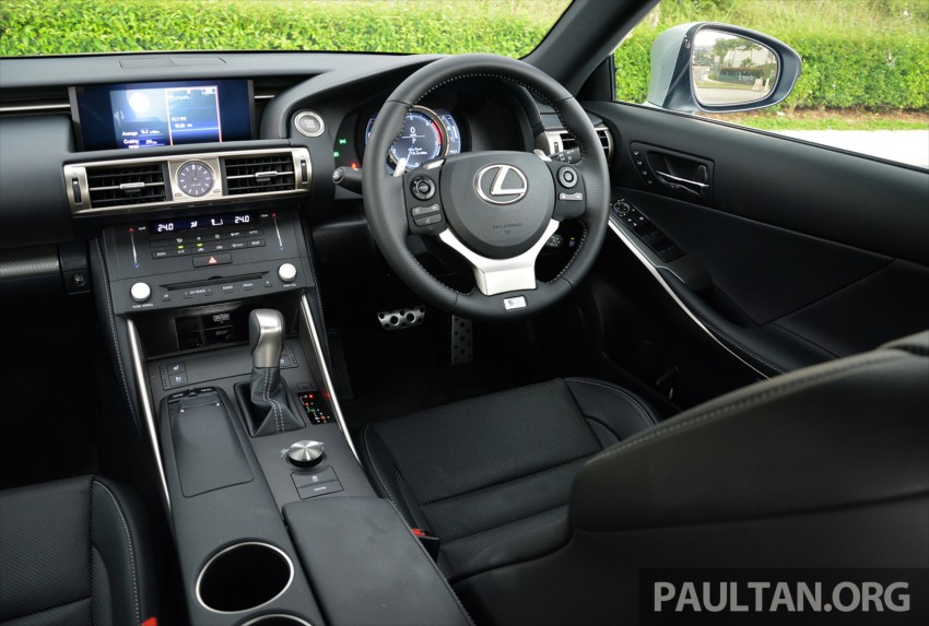 DRIVEN: Lexus IS 200t Turbo – downsized, at a price 421509