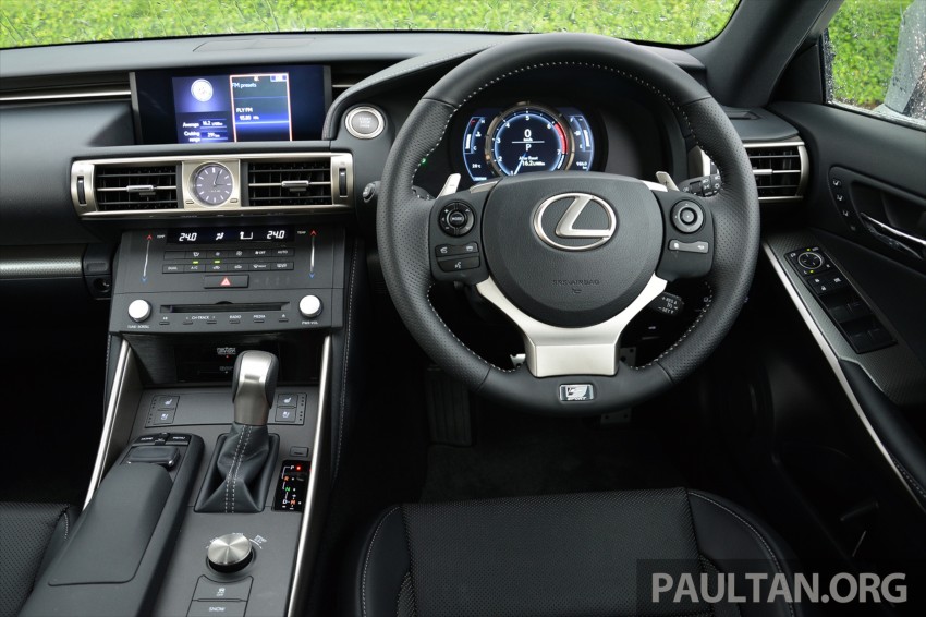 DRIVEN: Lexus IS 200t Turbo – downsized, at a price 421513