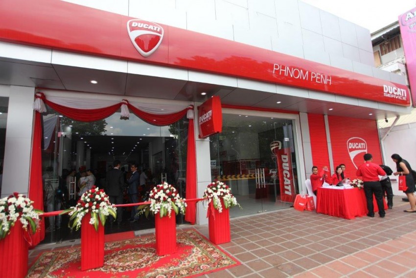 Naza opens new Ducati showroom in Phnom Penh 419542