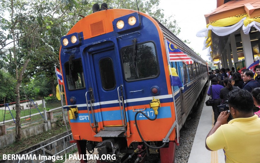 Thailand-Malaysia cross-border train service launched 421820