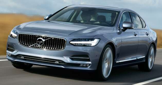 Location Front Quarter Volvo S90 Mussel Blue