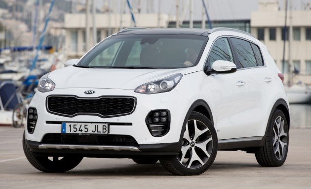 Kia outsells Hyundai for the first time in Korea in 2016