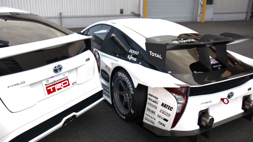 Toyota Prius GT300 racer debuts at Tokyo Auto Salon 430490