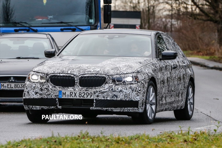 SPYSHOTS: G30 BMW 5 Series prototype goes public 425581