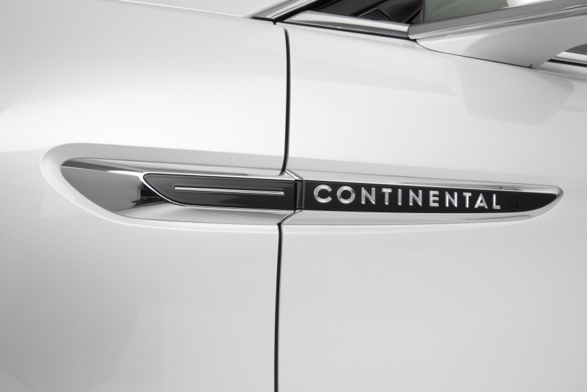 2017 Lincoln Continental exudes luxury in Detroit 427711
