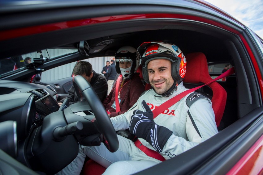 VIDEO: Honda Civic Type R gets driven by Marc Marquez, Dani Pedrosa, Toni Bou and Tiago Monteiro 434331