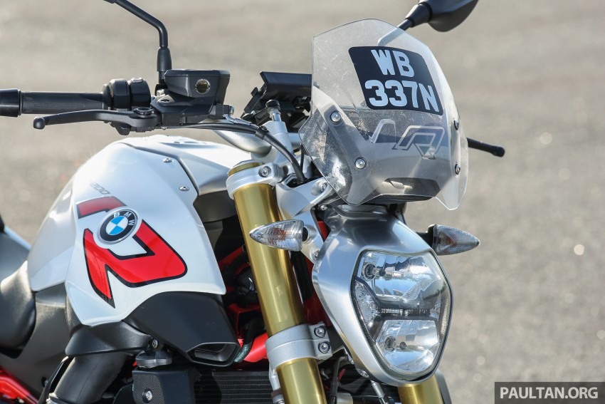 REVIEW: BMW R1200R – iron fist in an iron glove 431323