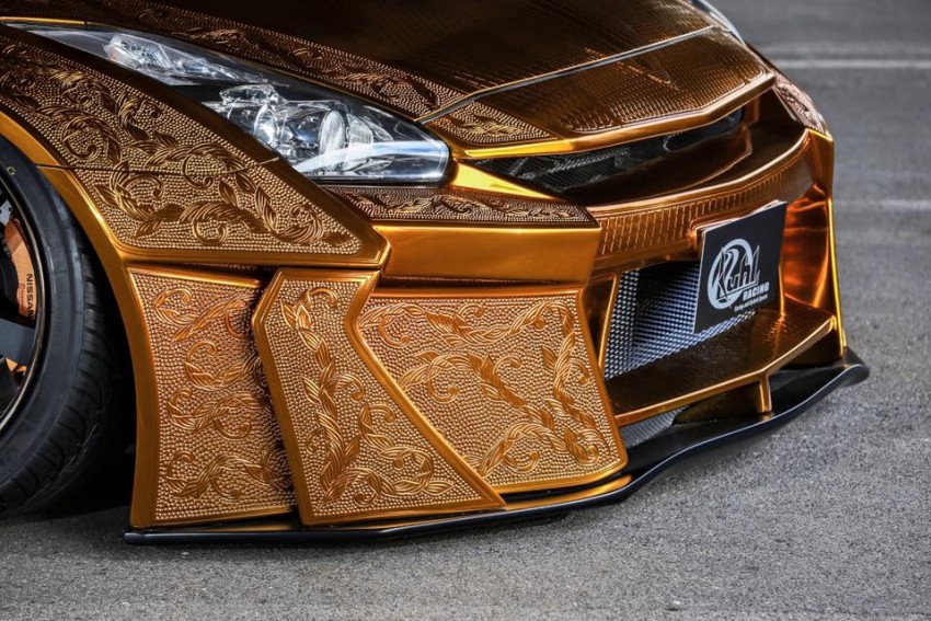 Kuhl Racing and Artisizawa Project Nissan GT-R revealed – the “engraved goldmetal paint Godzilla” 425885