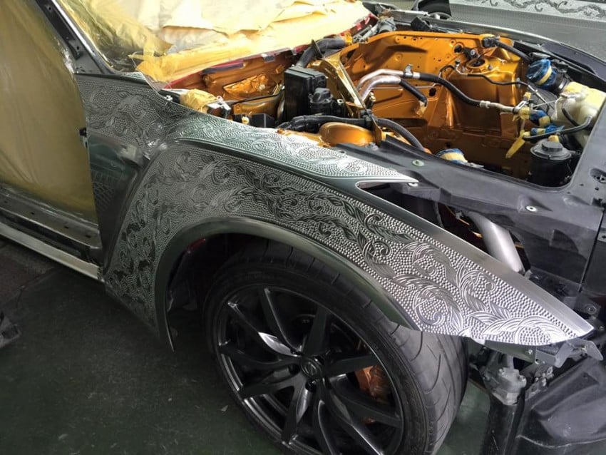 Kuhl Racing and Artisizawa Project Nissan GT-R revealed – the “engraved goldmetal paint Godzilla” 425906