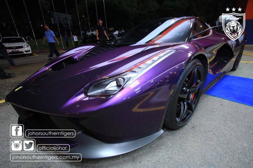 TMJ’s stunning purple LaFerrari makes an appearance 434743