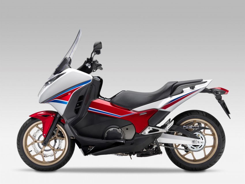 Honda to produce X-ADV dual-purpose super-scooter? 450141