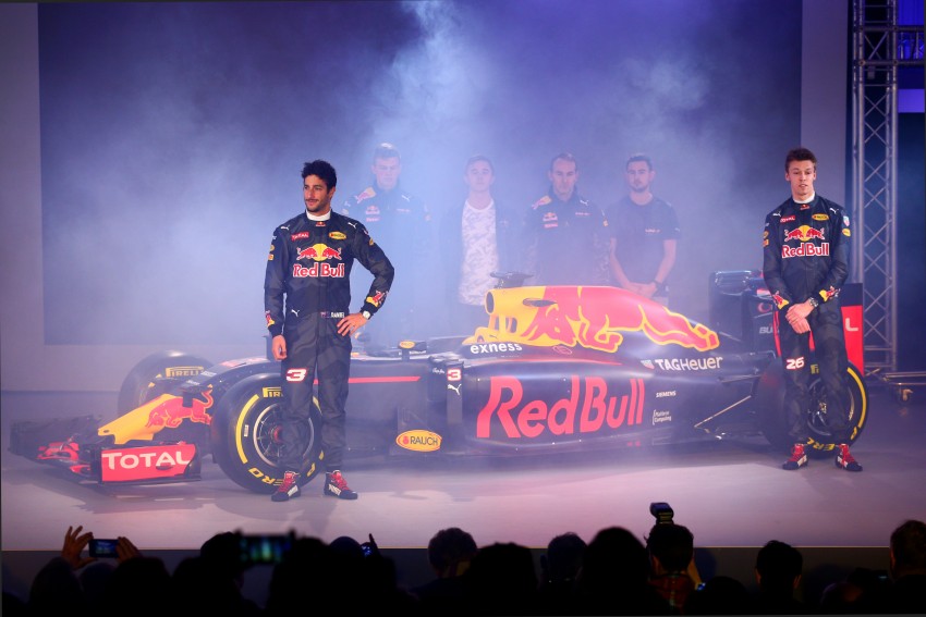 VIDEO: Red Bull Racing and Puma unveil 2016 livery Image #443790